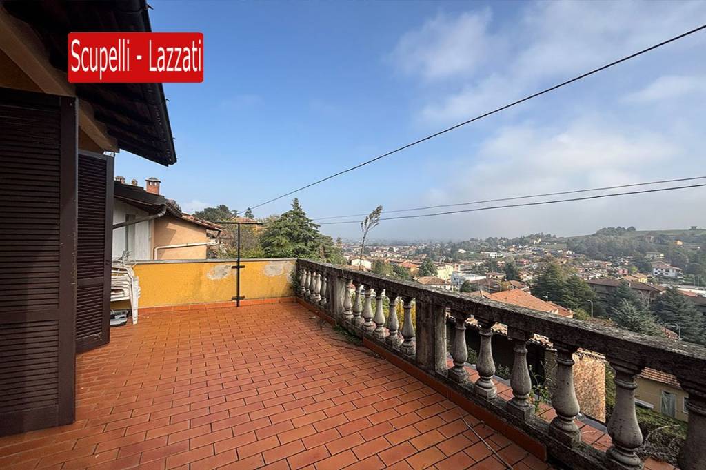 casa indipendente in vendita a Casteggio