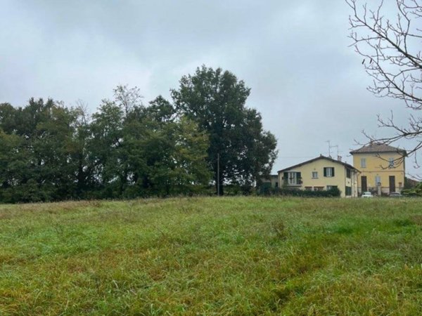 terreno agricolo in vendita a Casteggio in zona Mairano