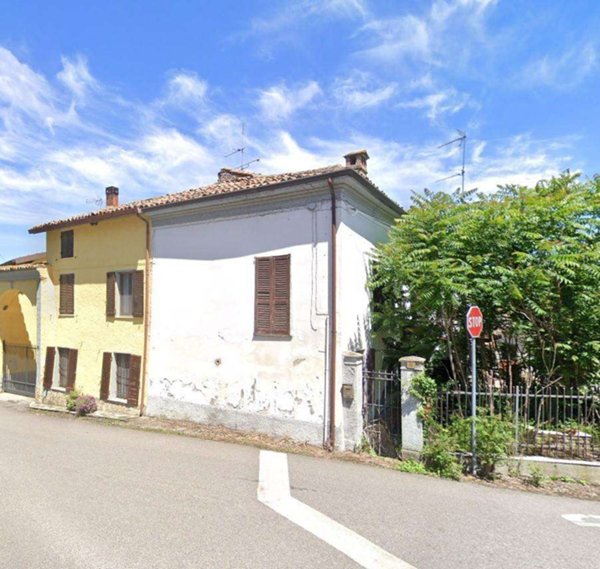 appartamento in vendita a Casteggio in zona Rivetta