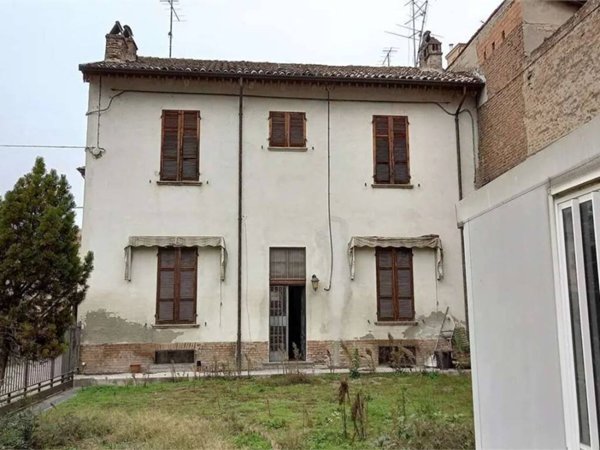 casa indipendente in vendita a Casteggio