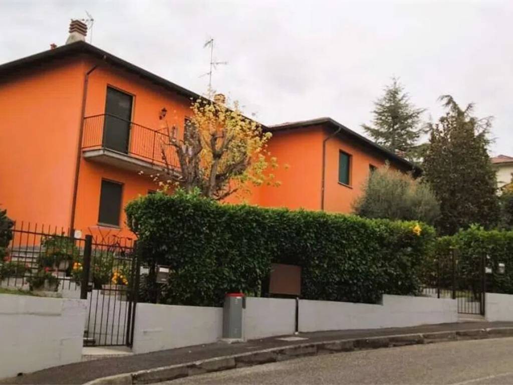 casa indipendente in vendita a Casteggio