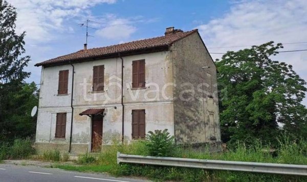 casa indipendente in vendita a Casteggio