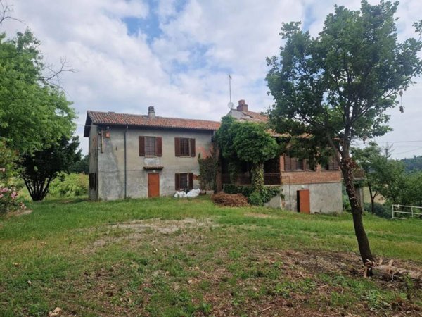 casa indipendente in vendita a Casteggio