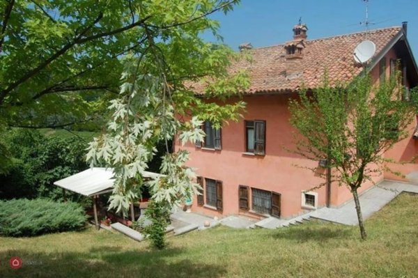 casa indipendente in vendita a Casteggio