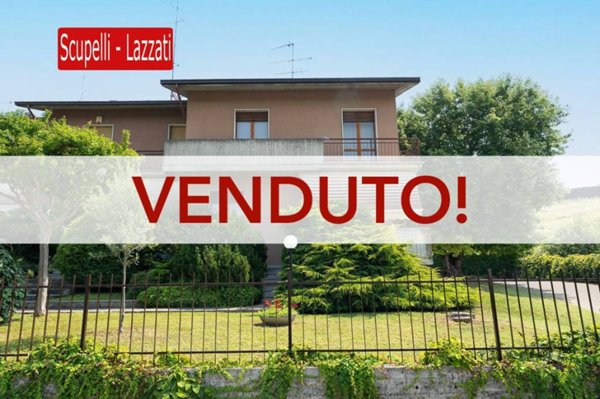 casa indipendente in vendita a Casteggio