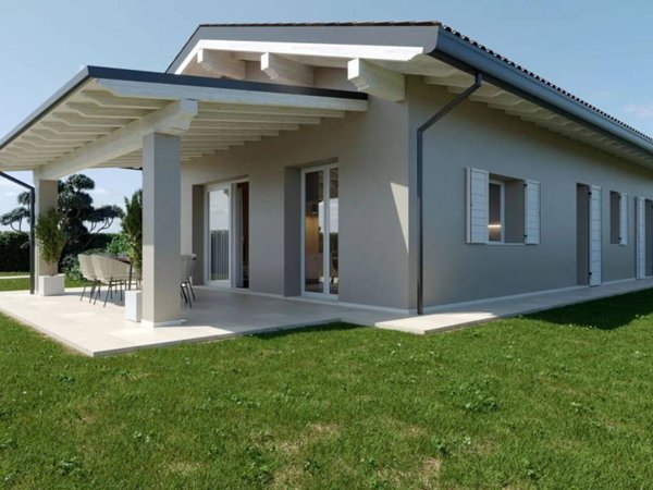 casa indipendente in vendita a Casteggio