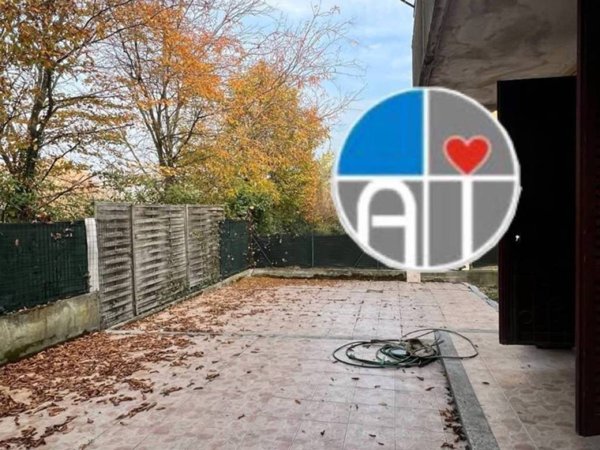 casa indipendente in vendita a Casteggio