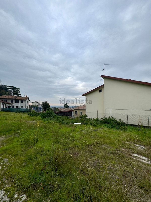 casa indipendente in vendita a Casteggio