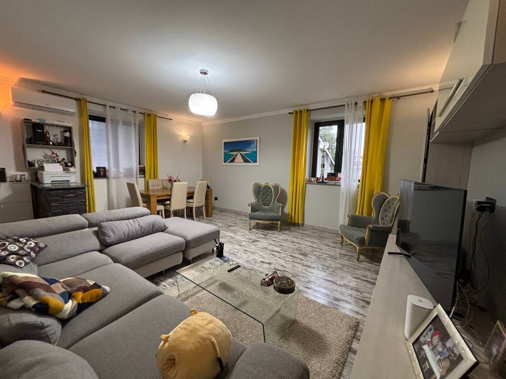 casa indipendente in vendita a Casteggio