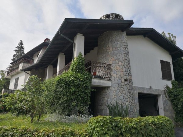 casa indipendente in vendita a Casteggio