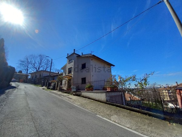casa indipendente in vendita a Casteggio