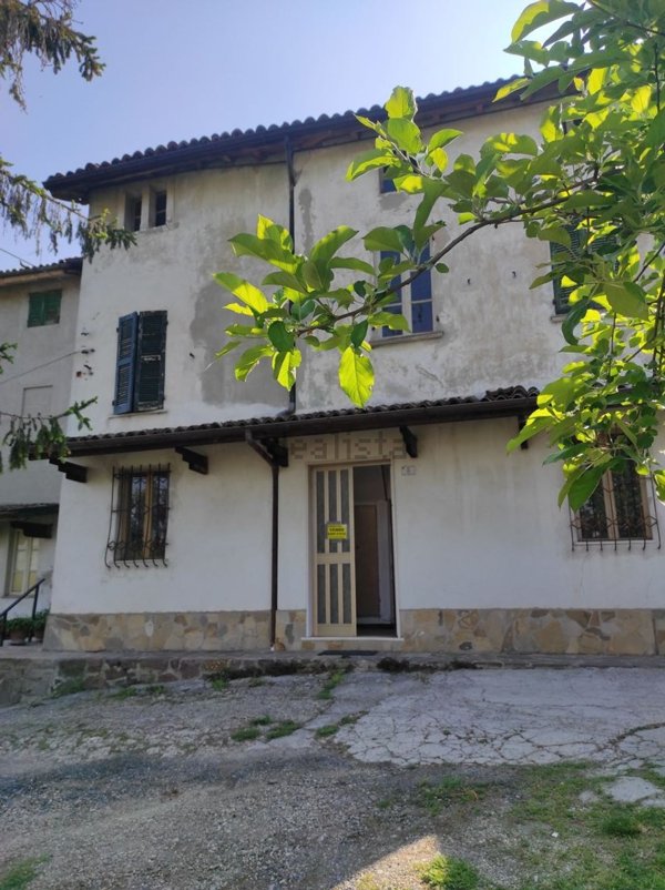 casa indipendente in vendita a Casteggio