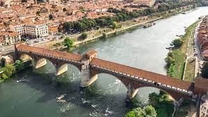 casa indipendente in vendita a Casteggio