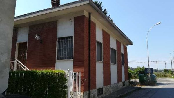 casa indipendente in vendita a Casteggio