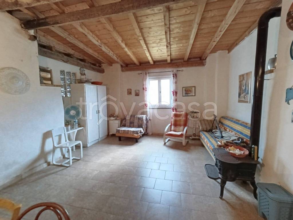 casa indipendente in vendita a Casteggio