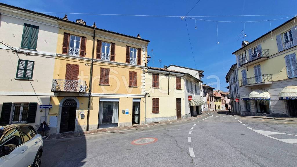 casa indipendente in vendita a Casteggio