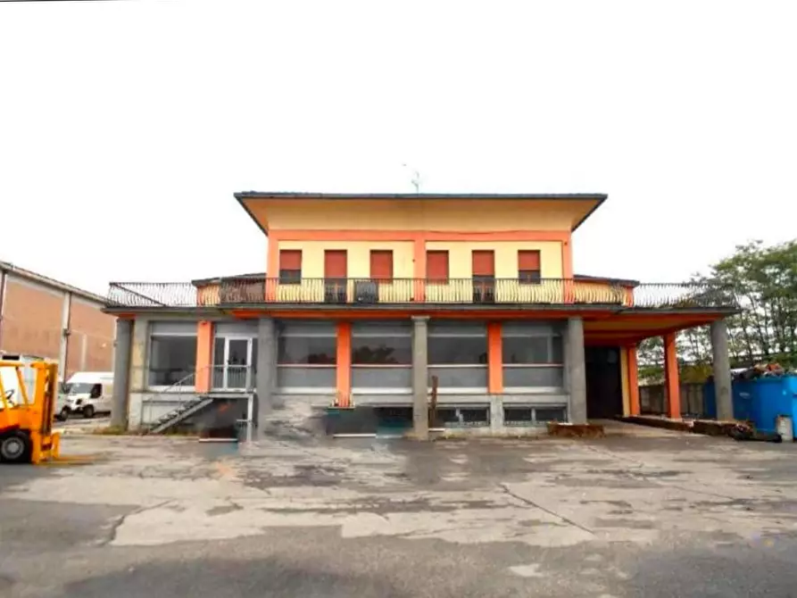 locale di sgombero in vendita a Casteggio