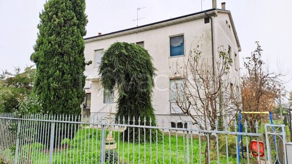 appartamento in vendita a Casteggio in zona Rivetta