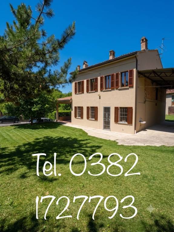 casa indipendente in vendita a Casteggio