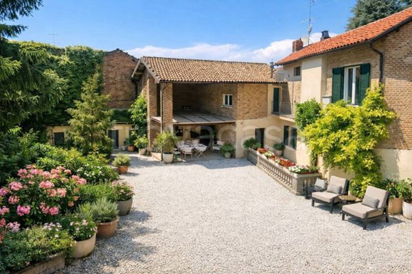 villa in vendita a Casteggio