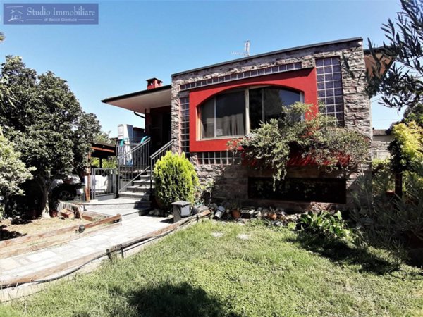 casa indipendente in vendita a Casteggio