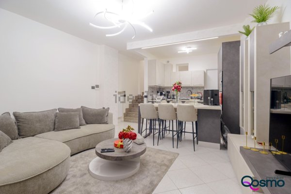 casa indipendente in vendita a Casteggio