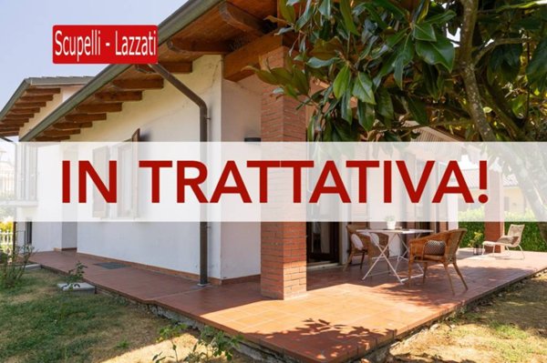 casa indipendente in vendita a Casteggio in zona Sgarbina