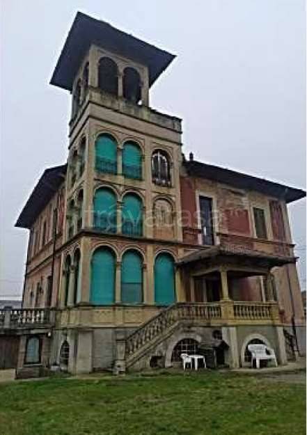 casa indipendente in vendita a Casteggio