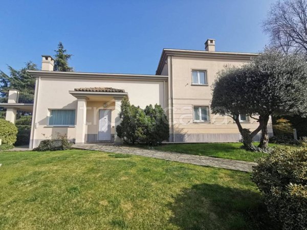 casa indipendente in vendita a Casteggio