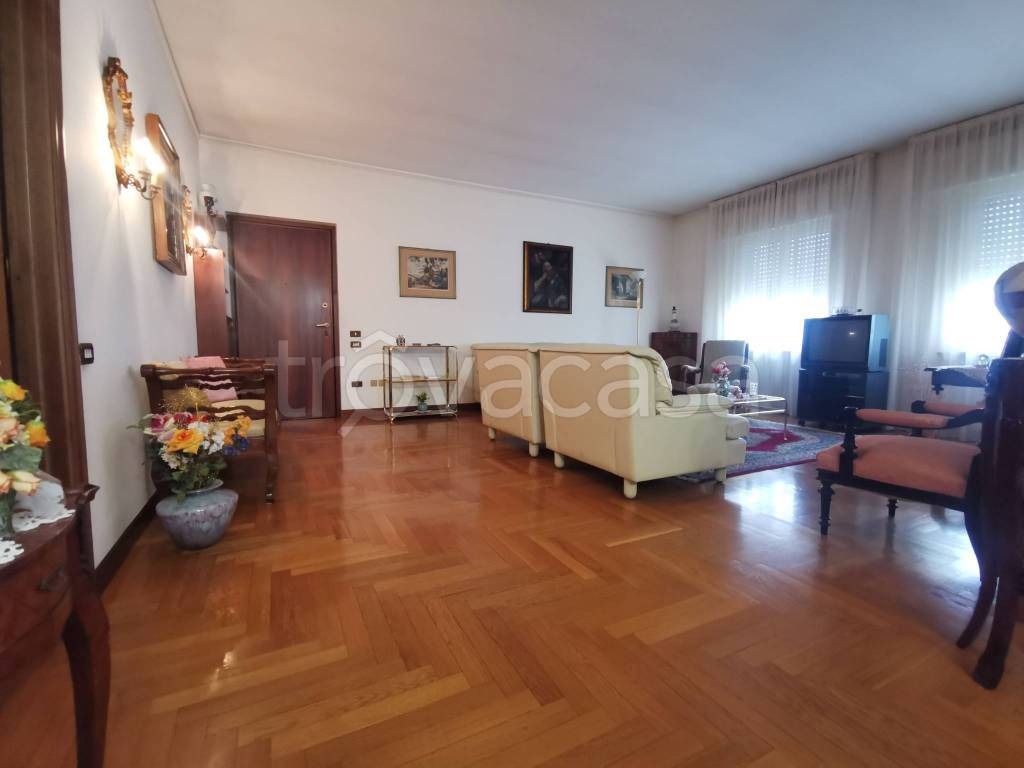 appartamento in vendita a Casteggio