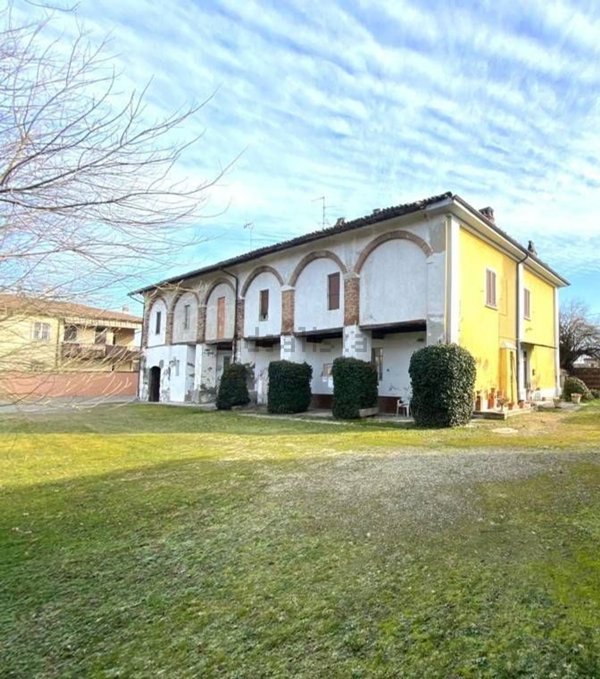 casa semindipendente in vendita a Castelletto di Branduzzo