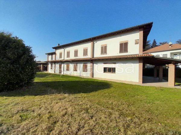 casa indipendente in vendita a Castelletto di Branduzzo in zona Branduzzo