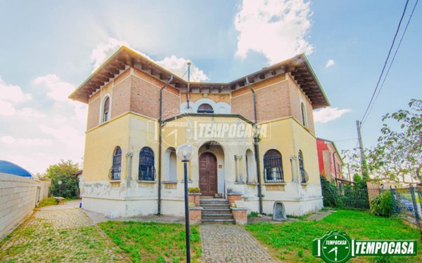 casa indipendente in vendita a Castelletto di Branduzzo in zona Branduzzo