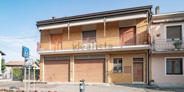 casa indipendente in vendita a Castelletto di Branduzzo