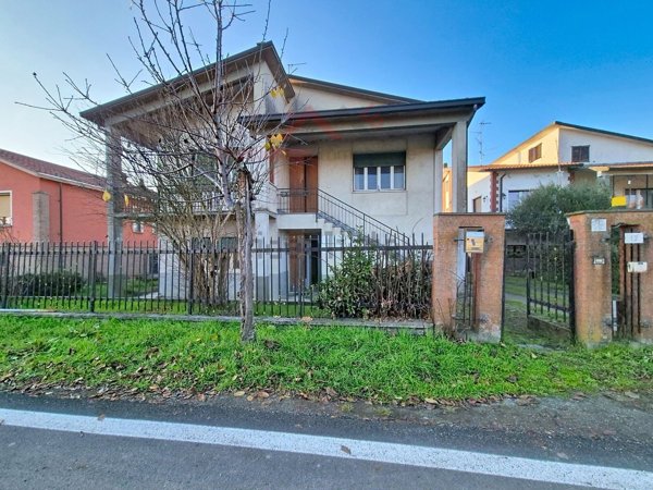 casa indipendente in vendita a Castelletto di Branduzzo