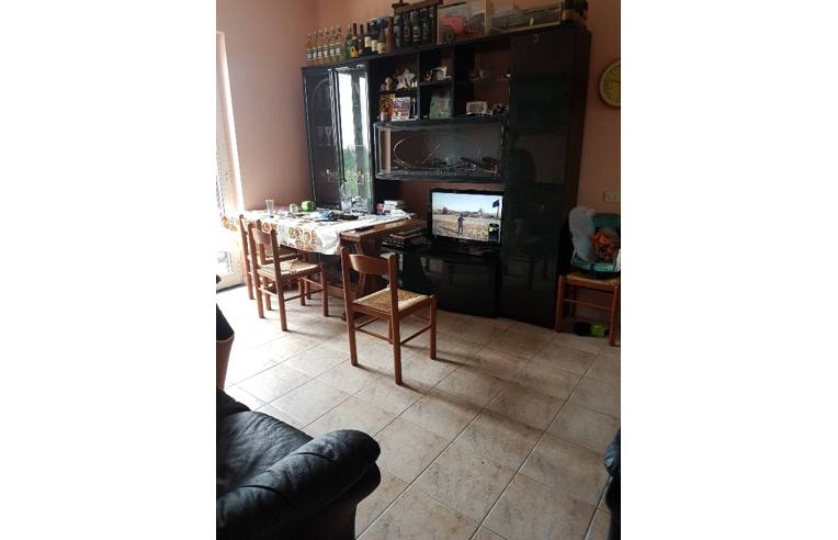 appartamento in vendita a Castelletto di Branduzzo in zona Bassino