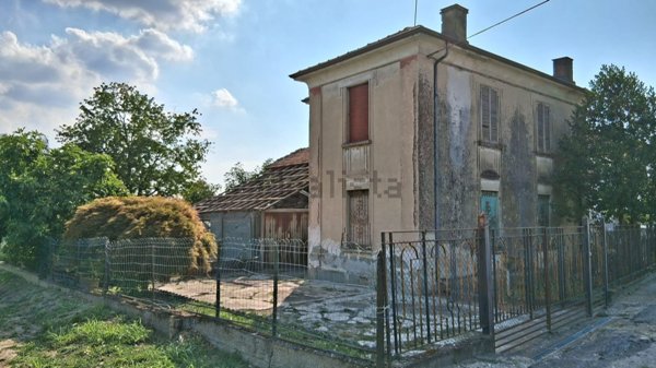 casa indipendente in vendita a Castelletto di Branduzzo