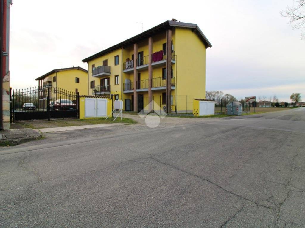 appartamento in vendita a Castelletto di Branduzzo in zona Castelletto Po