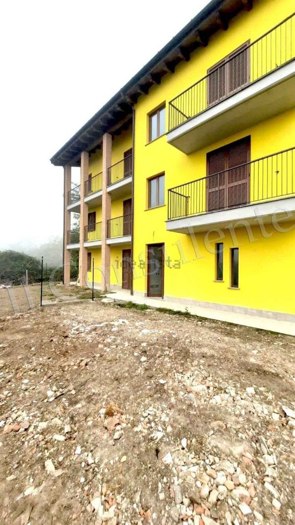 appartamento in vendita a Castelletto di Branduzzo in zona Case Nuove