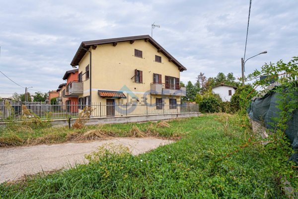casa indipendente in vendita a Castelletto di Branduzzo in zona Castelletto Po
