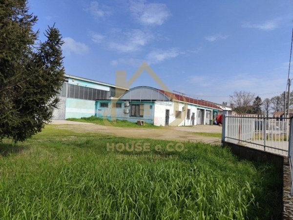 villa in vendita a Castello d'Agogna