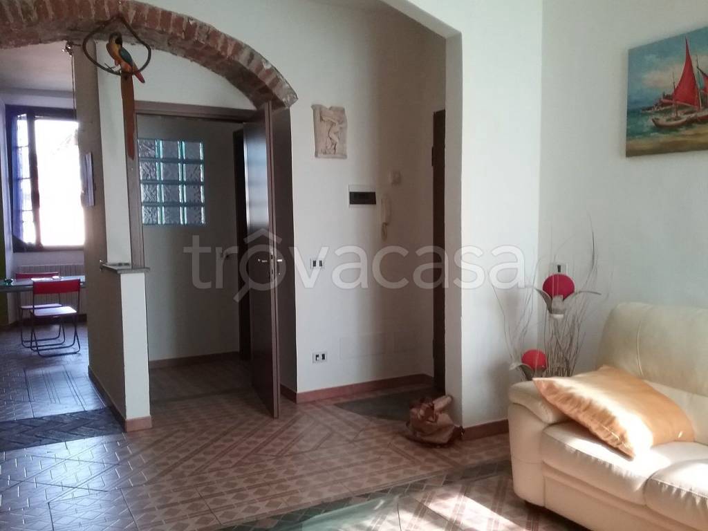 appartamento in vendita a Castello d'Agogna
