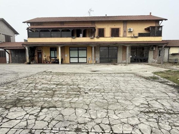 appartamento in vendita a Castello d'Agogna