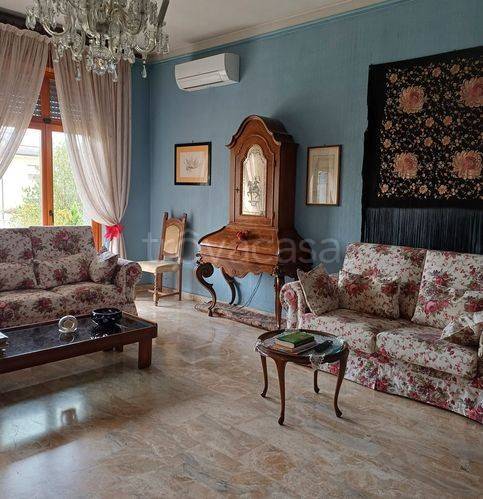 casa indipendente in vendita a Castello d'Agogna