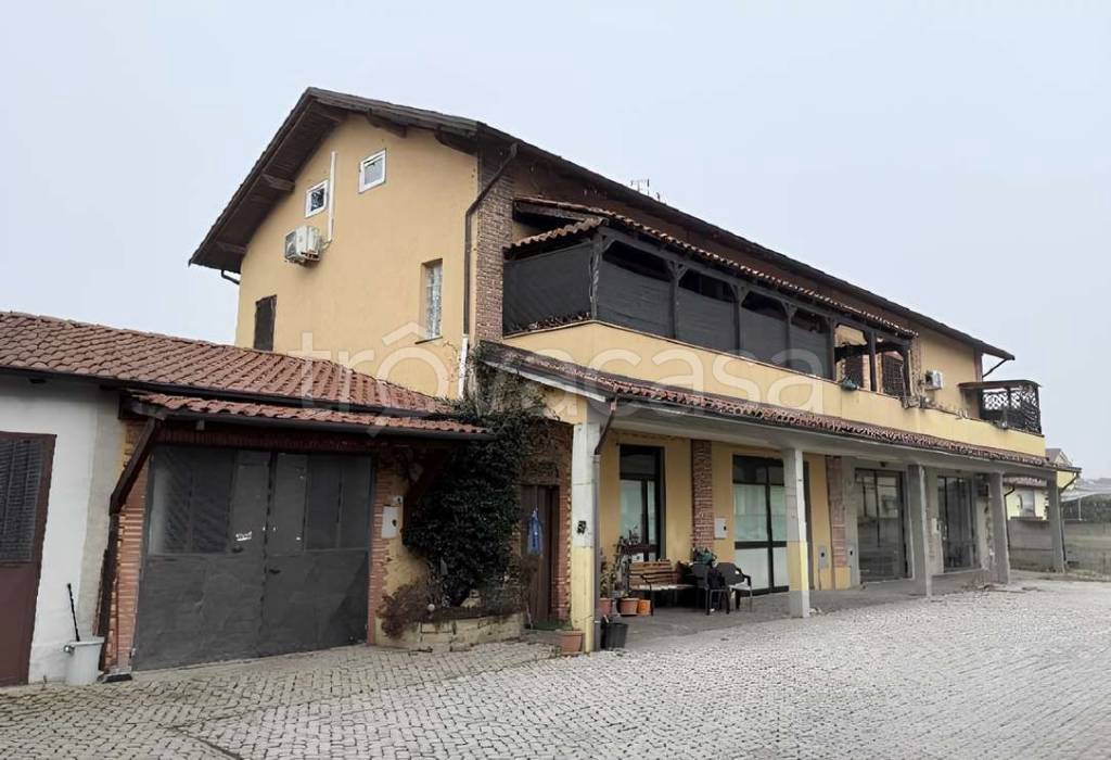 appartamento in vendita a Castello d'Agogna