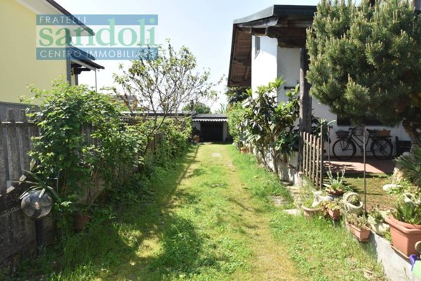 casa indipendente in vendita a Castello d'Agogna