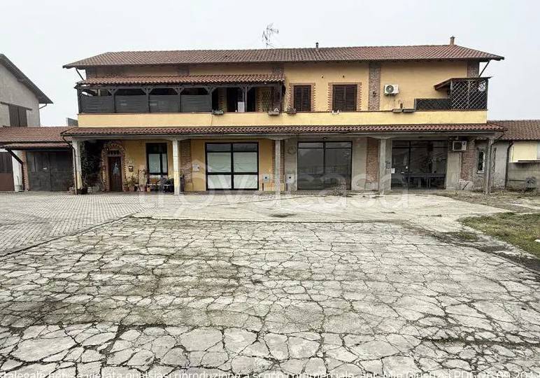 appartamento in vendita a Castello d'Agogna