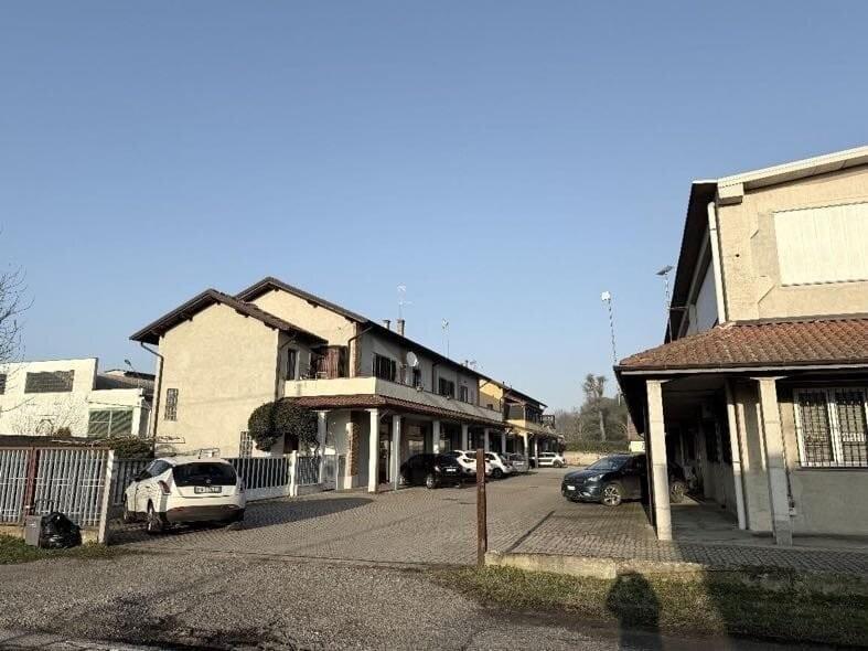 appartamento in vendita a Castello d'Agogna