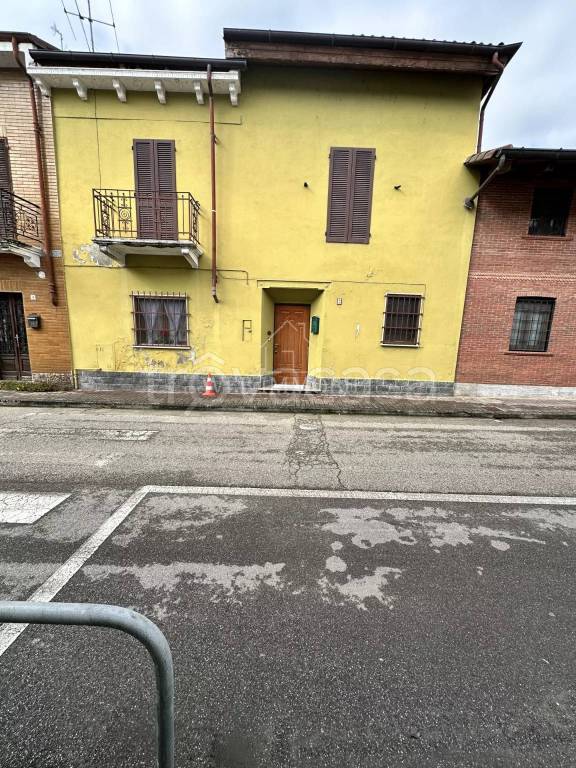 casa indipendente in vendita a Castelnovetto