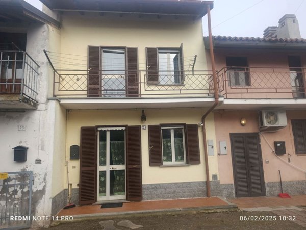 casa indipendente in vendita a Castelnovetto